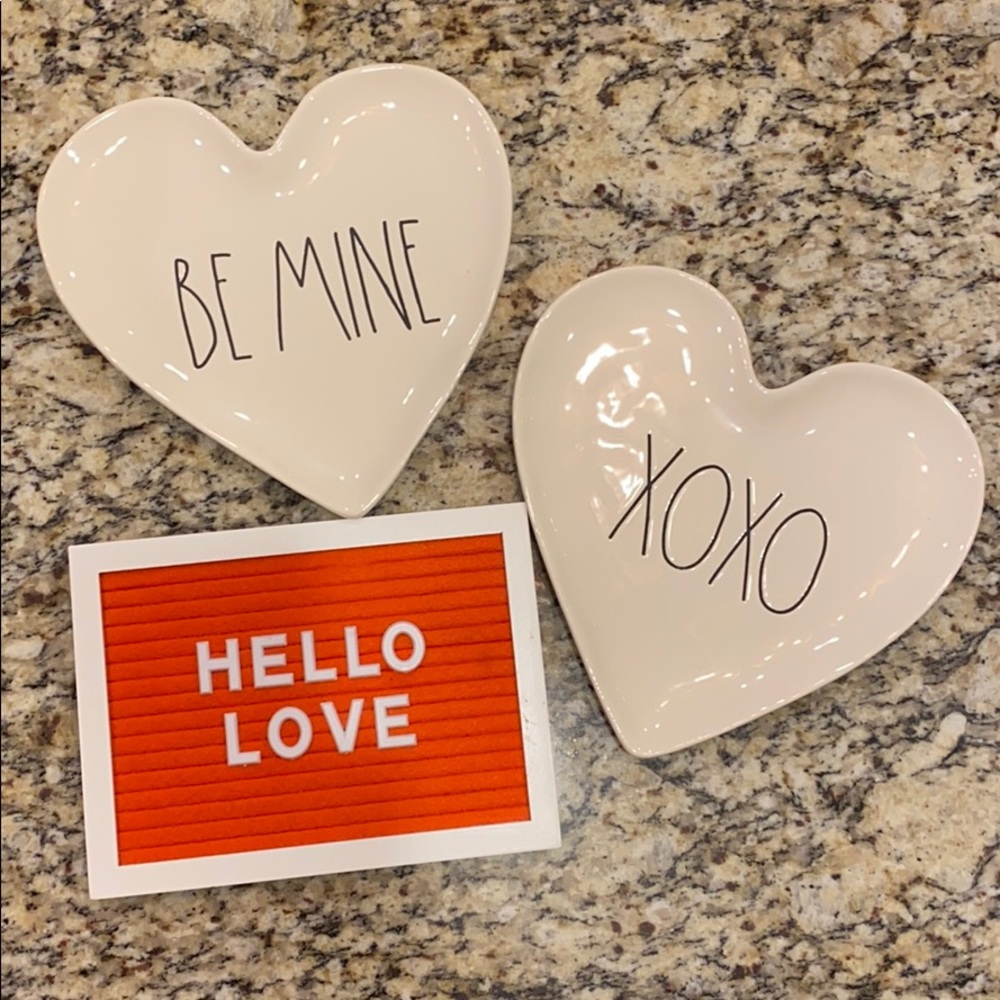 Rea Dunn heart plate ***SET*** BE MINE • XOXO